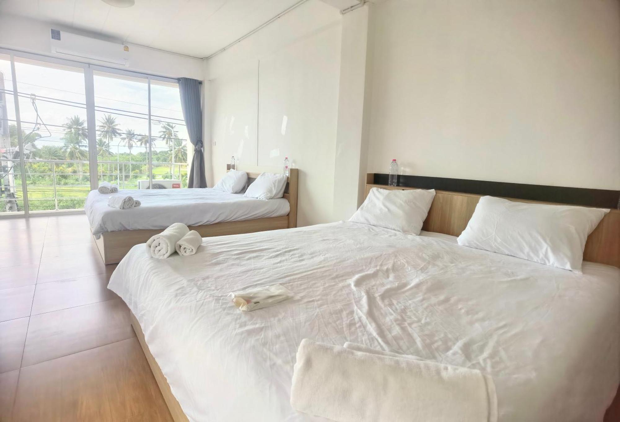 Готель 115 Townhouse Ban Khlong Krang Екстер'єр фото