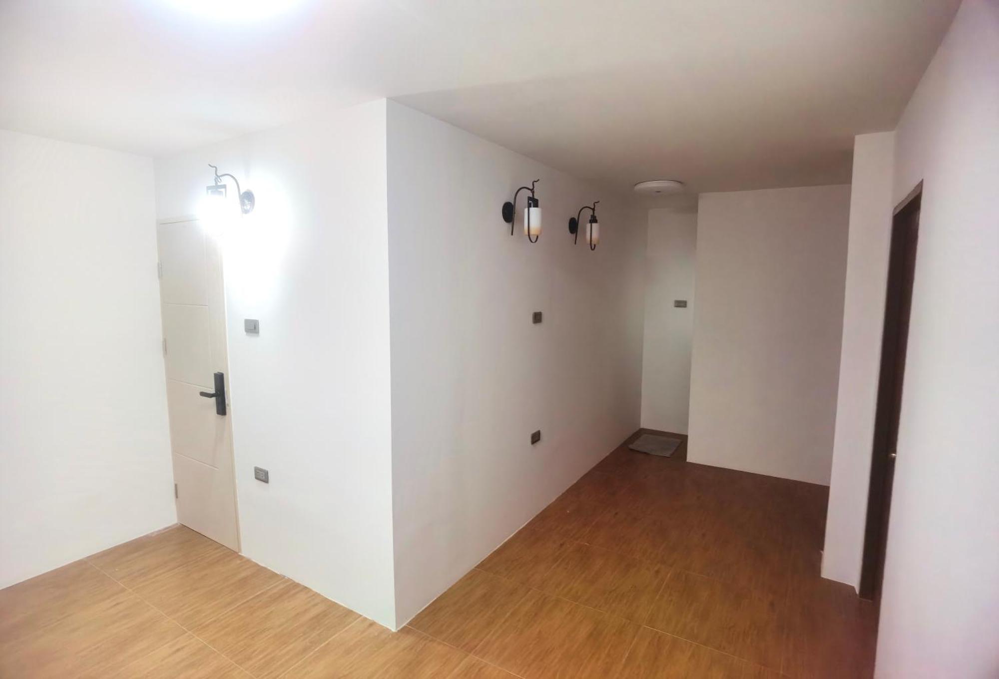 Готель 115 Townhouse Ban Khlong Krang Екстер'єр фото