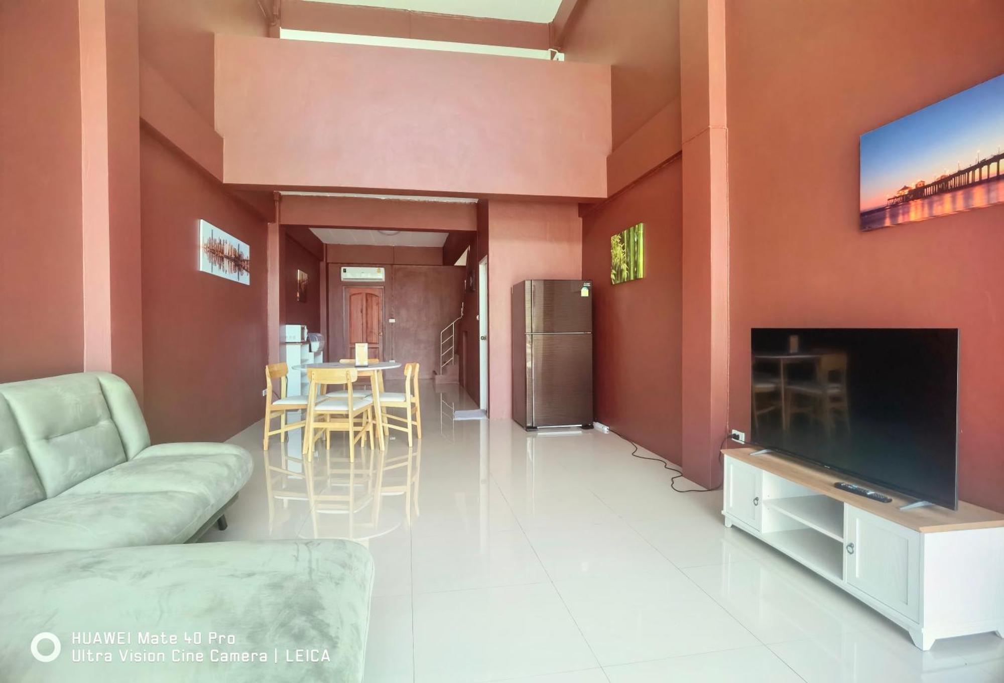 Готель 115 Townhouse Ban Khlong Krang Екстер'єр фото